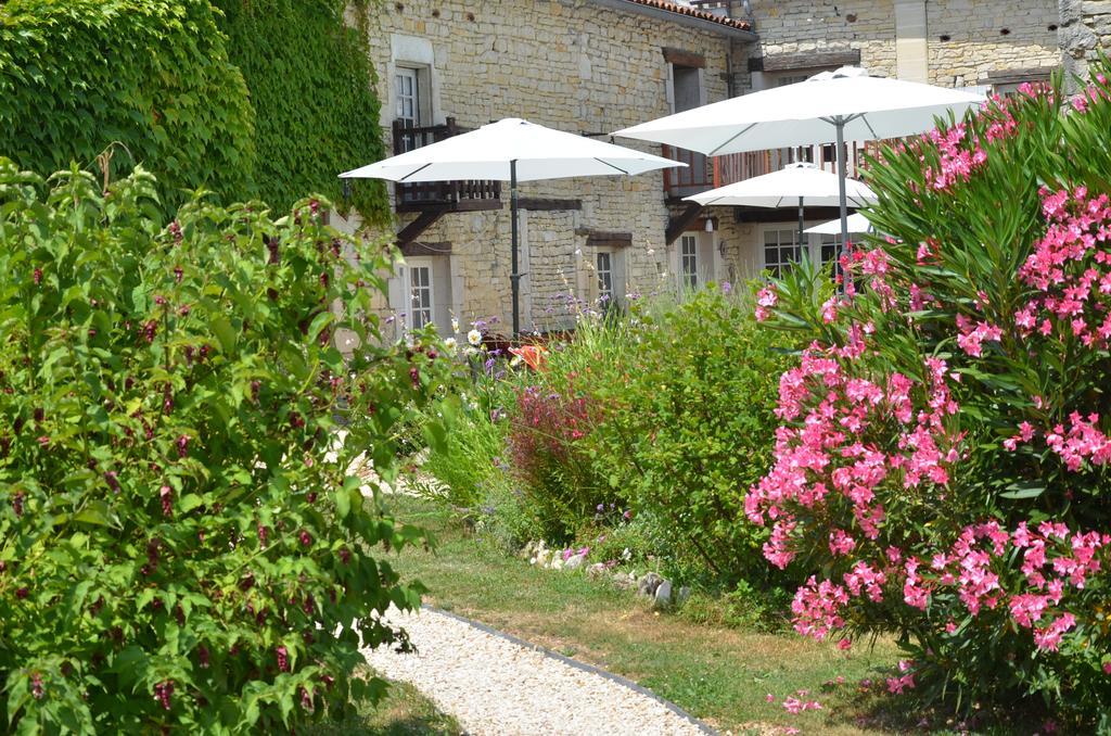 Bed and Breakfast La Closerie Nercillac Zewnętrze zdjęcie